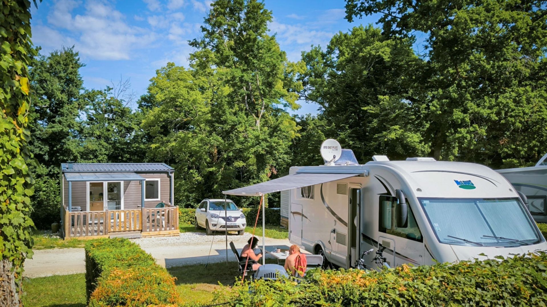 camping arrigny avec services