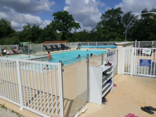 notre piscine et pataugeoire
